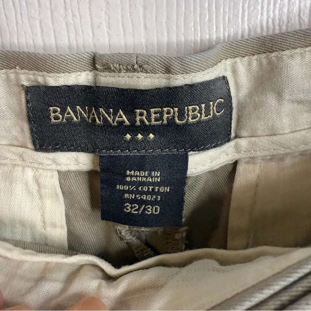 Banana Republic Tan Chinos Versatile 100% Cotton Size 32 Waist 30 Length GUC